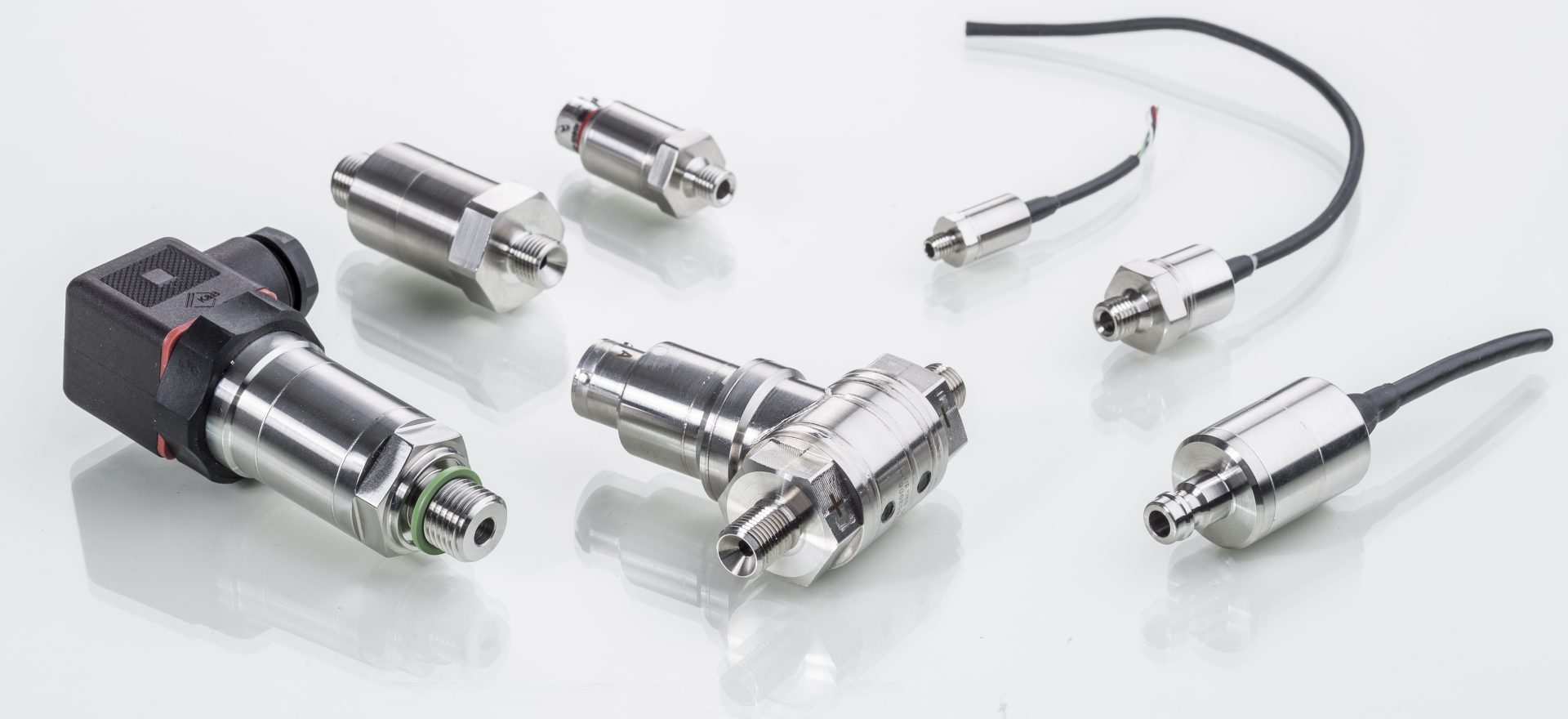Pressure sensors, flow measurement technology and calibration